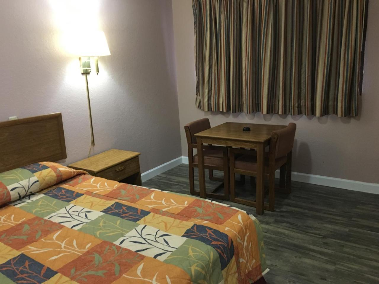 Finn'S Motel Saint James Zewnętrze zdjęcie
