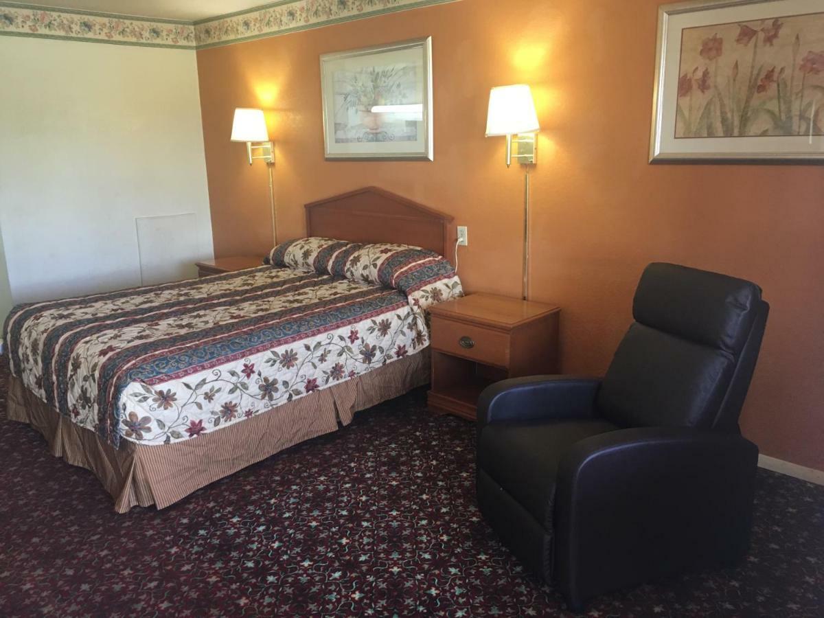 Finn'S Motel Saint James Zewnętrze zdjęcie
